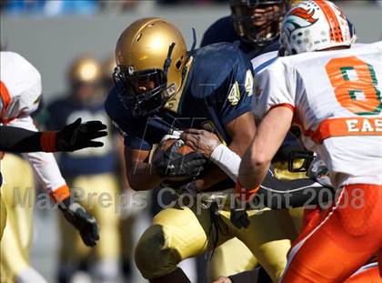 Thumbnail 1 in East Lincoln vs. Reidsville (NCHSAA 2-AA Football Final) photogallery.