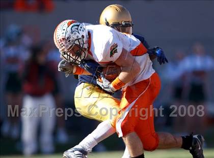 Thumbnail 2 in East Lincoln vs. Reidsville (NCHSAA 2-AA Football Final) photogallery.