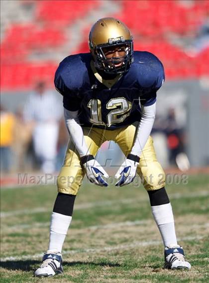 Thumbnail 1 in East Lincoln vs. Reidsville (NCHSAA 2-AA Football Final) photogallery.
