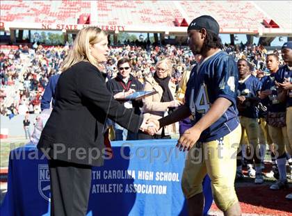 Thumbnail 3 in East Lincoln vs. Reidsville (NCHSAA 2-AA Football Final) photogallery.