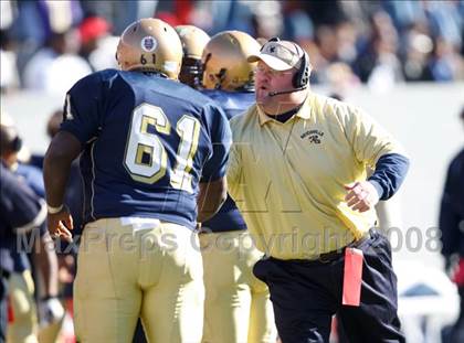 Thumbnail 3 in East Lincoln vs. Reidsville (NCHSAA 2-AA Football Final) photogallery.