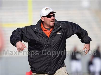 Thumbnail 1 in East Lincoln vs. Reidsville (NCHSAA 2-AA Football Final) photogallery.