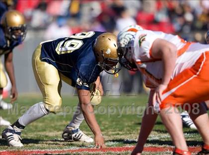 Thumbnail 1 in East Lincoln vs. Reidsville (NCHSAA 2-AA Football Final) photogallery.