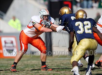 Thumbnail 2 in East Lincoln vs. Reidsville (NCHSAA 2-AA Football Final) photogallery.