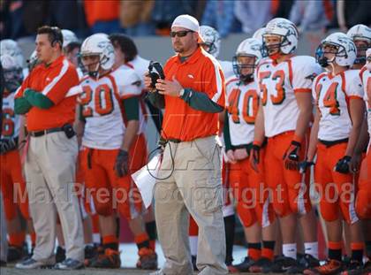 Thumbnail 1 in East Lincoln vs. Reidsville (NCHSAA 2-AA Football Final) photogallery.