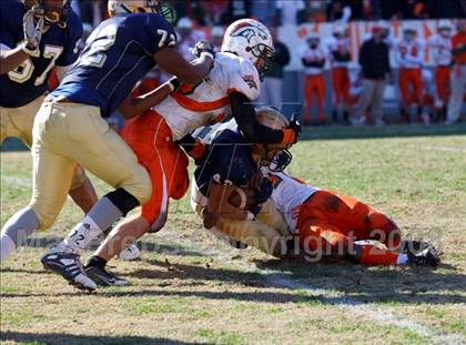 Thumbnail 2 in East Lincoln vs. Reidsville (NCHSAA 2-AA Football Final) photogallery.