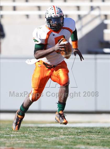 Thumbnail 2 in East Lincoln vs. Reidsville (NCHSAA 2-AA Football Final) photogallery.