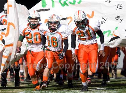 Thumbnail 2 in East Lincoln vs. Reidsville (NCHSAA 2-AA Football Final) photogallery.
