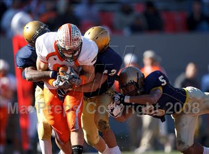 Thumbnail 3 in East Lincoln vs. Reidsville (NCHSAA 2-AA Football Final) photogallery.