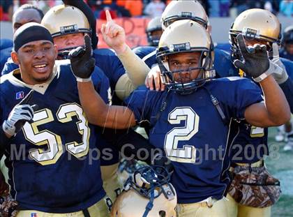 Thumbnail 1 in East Lincoln vs. Reidsville (NCHSAA 2-AA Football Final) photogallery.