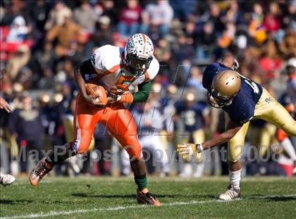 Thumbnail 2 in East Lincoln vs. Reidsville (NCHSAA 2-AA Football Final) photogallery.