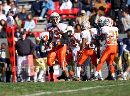 Thumbnail 2 in East Lincoln vs. Reidsville (NCHSAA 2-AA Football Final) photogallery.