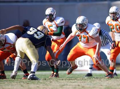 Thumbnail 3 in East Lincoln vs. Reidsville (NCHSAA 2-AA Football Final) photogallery.