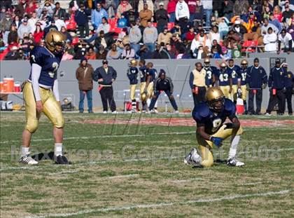Thumbnail 3 in East Lincoln vs. Reidsville (NCHSAA 2-AA Football Final) photogallery.