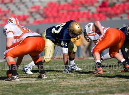 Thumbnail 1 in East Lincoln vs. Reidsville (NCHSAA 2-AA Football Final) photogallery.