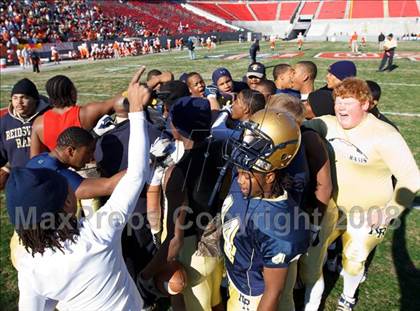 Thumbnail 2 in East Lincoln vs. Reidsville (NCHSAA 2-AA Football Final) photogallery.