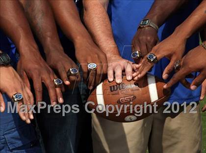 Thumbnail 3 in Oscar Smith (Preseason Top 25 Photo Shoot)  photogallery.