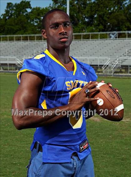Thumbnail 1 in Oscar Smith (Preseason Top 25 Photo Shoot)  photogallery.