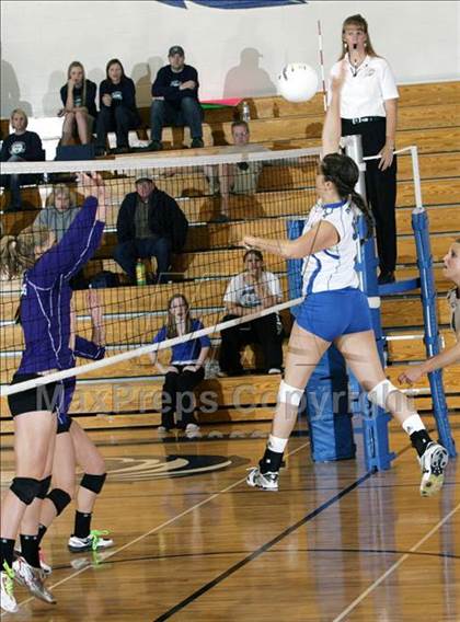 Thumbnail 3 in Fort Collins @ Doherty photogallery.
