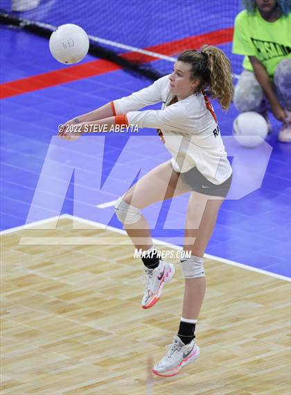 Thumbnail 3 in Palmer Ridge vs. Lewis-Palmer (CHSAA 4A 3rd Round) photogallery.