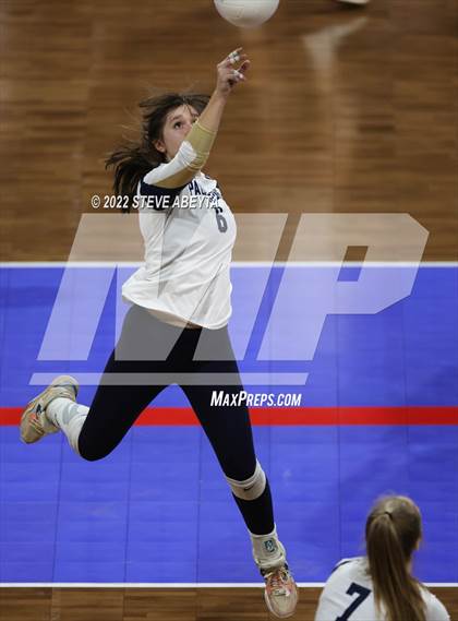 Thumbnail 2 in Palmer Ridge vs. Lewis-Palmer (CHSAA 4A 3rd Round) photogallery.