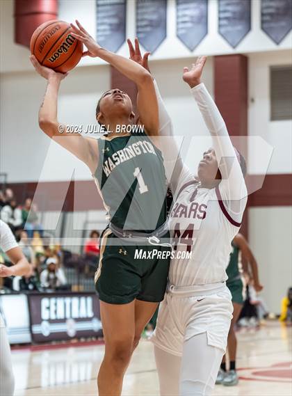 Thumbnail 3 in South Bend Washington @ Lawrence Central photogallery.