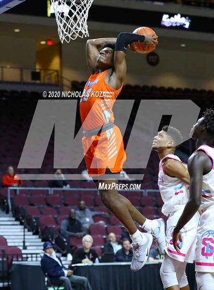 Thumbnail 3 in Bishop Gorman vs. Sheldon (Tarkanian Classic) photogallery.
