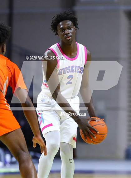 Thumbnail 2 in Bishop Gorman vs. Sheldon (Tarkanian Classic) photogallery.