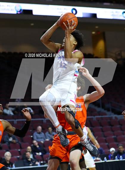 Thumbnail 1 in Bishop Gorman vs. Sheldon (Tarkanian Classic) photogallery.