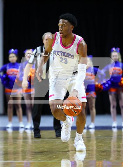 Thumbnail 1 in Bishop Gorman vs. Sheldon (Tarkanian Classic) photogallery.