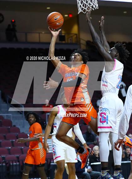 Thumbnail 2 in Bishop Gorman vs. Sheldon (Tarkanian Classic) photogallery.