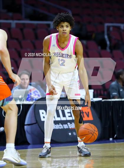 Thumbnail 1 in Bishop Gorman vs. Sheldon (Tarkanian Classic) photogallery.