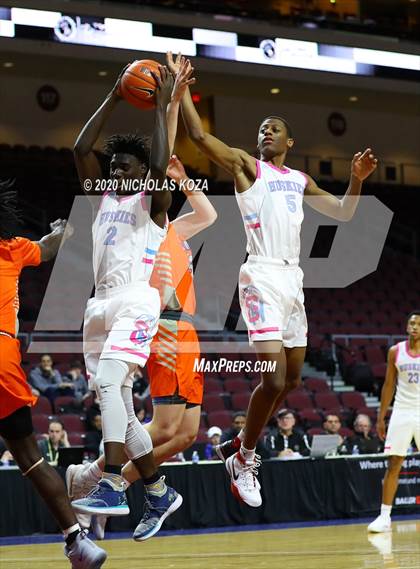 Thumbnail 2 in Bishop Gorman vs. Sheldon (Tarkanian Classic) photogallery.