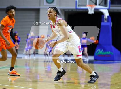 Thumbnail 3 in Bishop Gorman vs. Sheldon (Tarkanian Classic) photogallery.