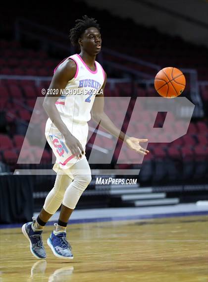 Thumbnail 2 in Bishop Gorman vs. Sheldon (Tarkanian Classic) photogallery.