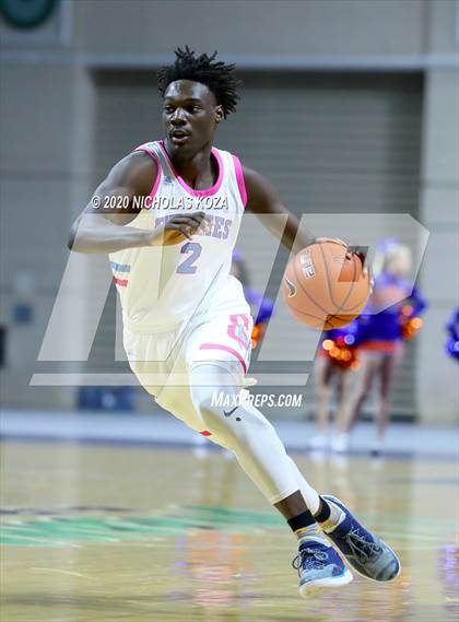 Thumbnail 3 in Bishop Gorman vs. Sheldon (Tarkanian Classic) photogallery.