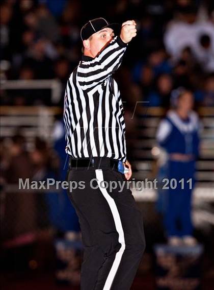 Thumbnail 2 in Brea Olinda vs. La Habra (CIF SS Southwest Playoffs) photogallery.