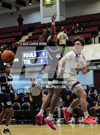 Thumbnail 1 in John Bowne vs Iona Prep (Pubic vs Catholic Hoops Showdown) photogallery.