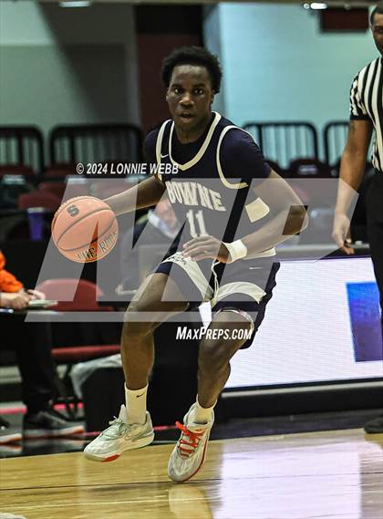 Thumbnail 2 in John Bowne vs Iona Prep (Pubic vs Catholic Hoops Showdown) photogallery.