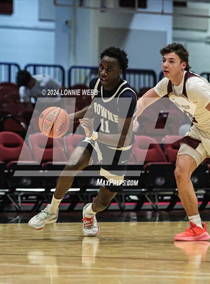 Thumbnail 3 in John Bowne vs Iona Prep (Pubic vs Catholic Hoops Showdown) photogallery.