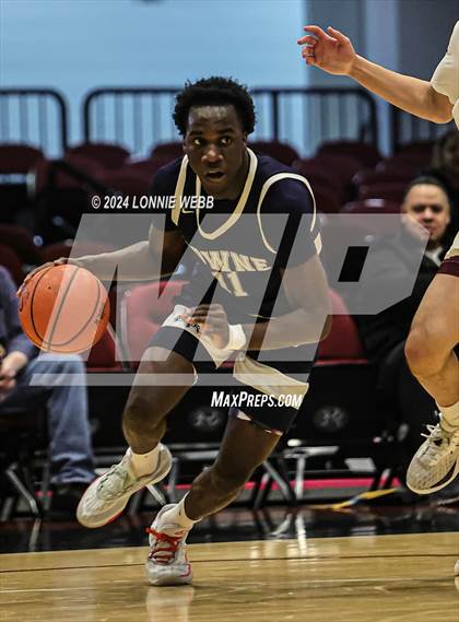 Thumbnail 2 in John Bowne vs Iona Prep (Pubic vs Catholic Hoops Showdown) photogallery.