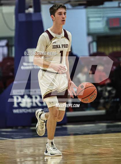 Thumbnail 3 in John Bowne vs Iona Prep (Pubic vs Catholic Hoops Showdown) photogallery.