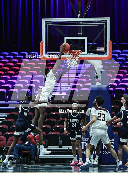 Thumbnail 2 in John Bowne vs Iona Prep (Pubic vs Catholic Hoops Showdown) photogallery.