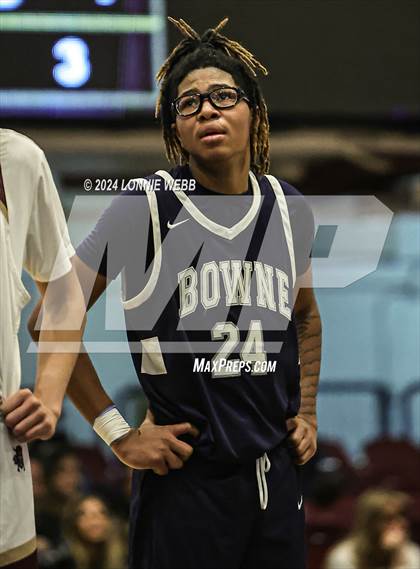 Thumbnail 1 in John Bowne vs Iona Prep (Pubic vs Catholic Hoops Showdown) photogallery.