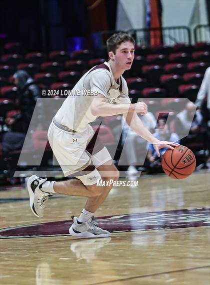 Thumbnail 3 in John Bowne vs Iona Prep (Pubic vs Catholic Hoops Showdown) photogallery.