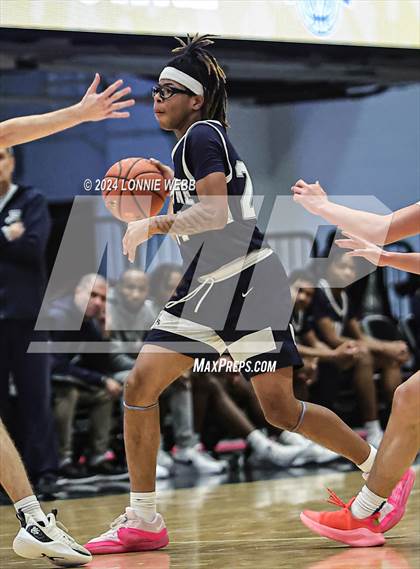 Thumbnail 1 in John Bowne vs Iona Prep (Pubic vs Catholic Hoops Showdown) photogallery.