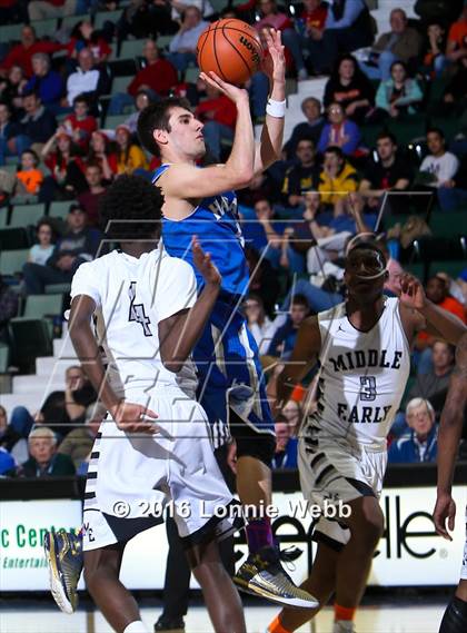 Thumbnail 1 in Middle Early College vs. Haldane (NYSPHSAA Class C Final) photogallery.