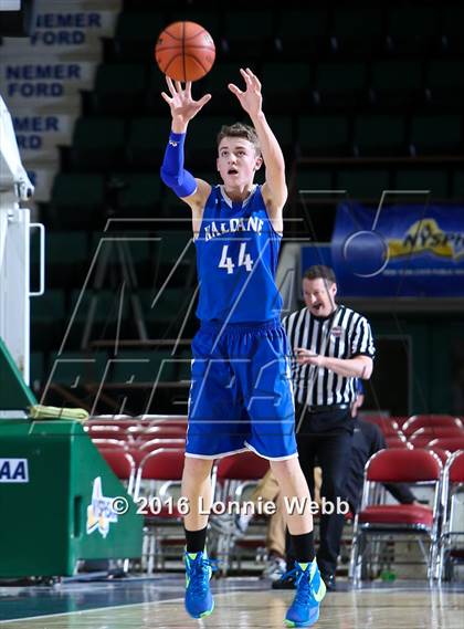 Thumbnail 3 in Middle Early College vs. Haldane (NYSPHSAA Class C Final) photogallery.