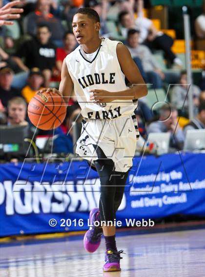 Thumbnail 3 in Middle Early College vs. Haldane (NYSPHSAA Class C Final) photogallery.