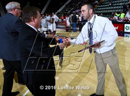 Thumbnail 3 in Middle Early College vs. Haldane (NYSPHSAA Class C Final) photogallery.